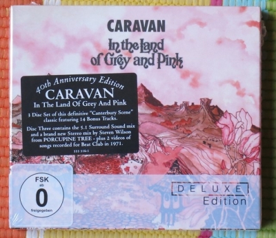 caravan - in the land of grey and pink (40th anniversary deluxe edition)  (2 cd / 1 dvd set)