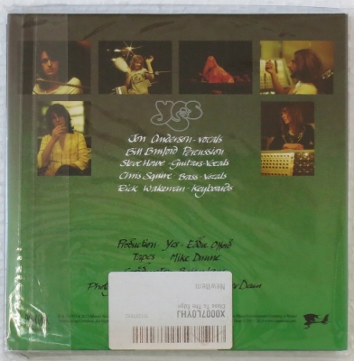 yes - close to the edge ( cd + blu-ray)